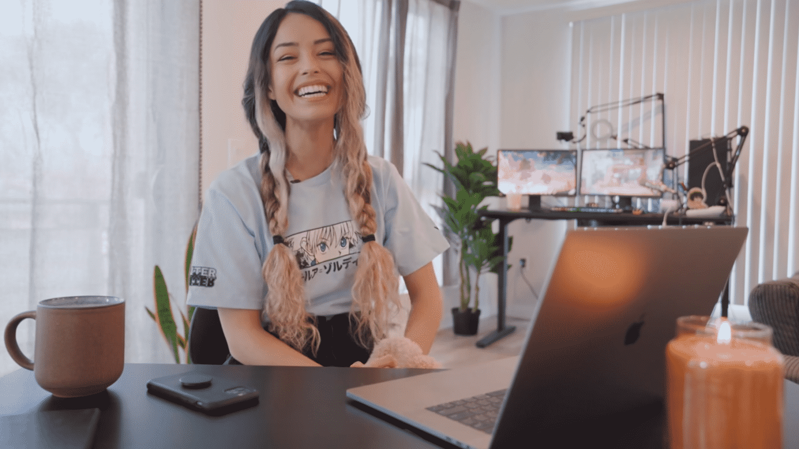 Top Female Twitch Streamers 2022 - StreamScheme