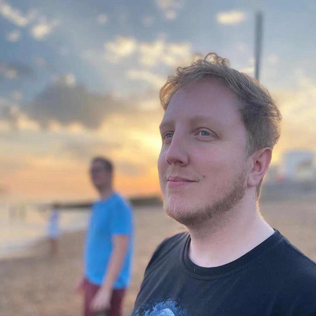 Ph1lza on the beach